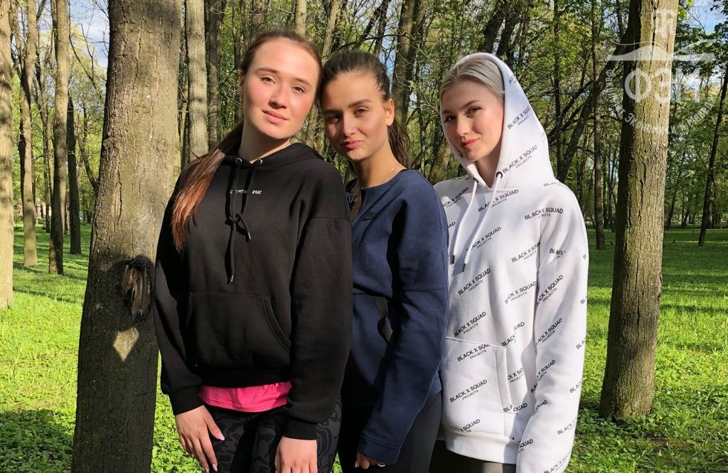15 мая в Парке Победы кафедра физического воспитания провела соревнования по летнему полиатлону в рамках 71 спартакиады института. В программу соревнований входили: прыжок в длину с места, бег 100 метров и бег на 500 метров у женщин и на 1000 метров у мужчин. 15 мая в Парке Победы кафедра физического воспитания провела соревнования по летнему полиатлону в рамках 71 спартакиады института. В программу соревнований входили: прыжок в длину с места, бег 100 метров и бег на 500 метров у женщин и на 1000 метров у мужчин.