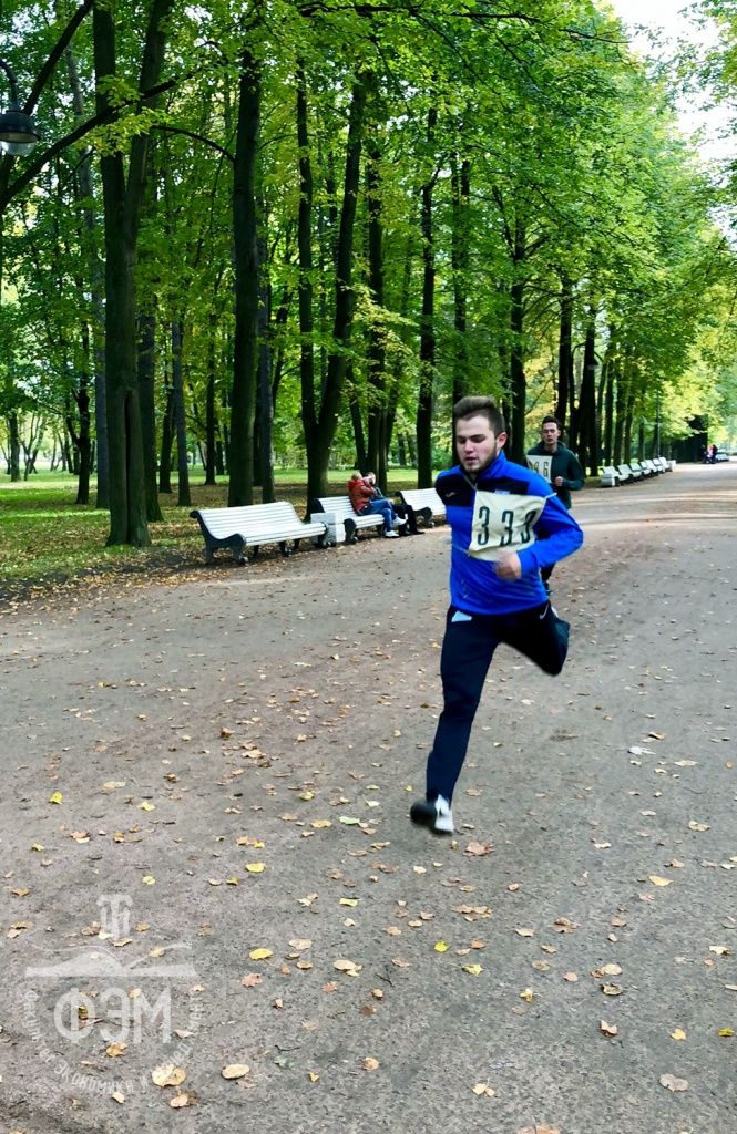 4 октября прошел первый вид соревнований 71 спартакиады нашего института - кросс, посвященный памяти Евгения Архангельского, который являлся студентом Технологического института, участником Великой отечественной войны и погиб, в боях защищая Родину. 4 октября прошел первый вид соревнований 71 спартакиады нашего института - кросс, посвященный памяти Евгения Архангельского, который являлся студентом Технологического института, участником Великой отечественной войны и погиб, в боях защищая Родину.